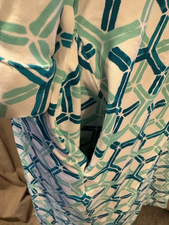 Foxcroft - Geometric V-Neck - Tunic Dress Cover Up - Teal, White, Navy - Large - Picture 8 of 15